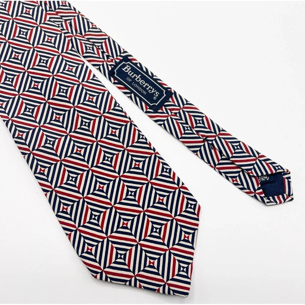 VTG Burberry of London Tie Mens 100% Silk Hand Sewn Made in USA Luxury